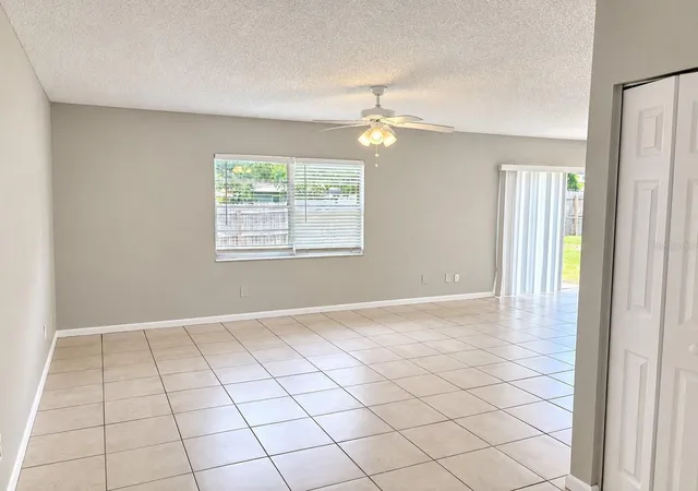 Photo 3 of Sale Pending at 432 Regal Park Dr, Valrico, FL 33594 | MLS# TB8550202 | Listing updated on 2026-09-30