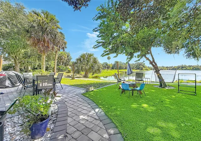 Photo 3 of Single family home for sale at 615 Anhinga Rd, Winter Springs, FL 32708 | MLS# O6443237 | Listing updated on 2026-09-19
