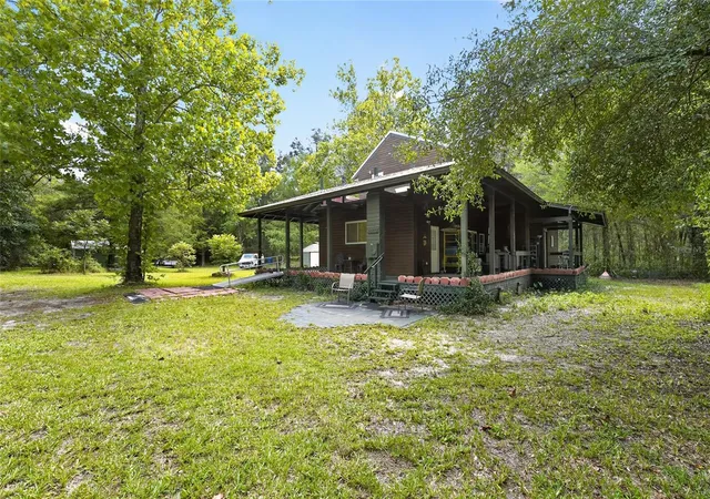 Photo 4 of House for sale at 18875 NW Highway 335, Williston, FL 32696 | MLS# OM732569 | Listing updated on 2026-09-21