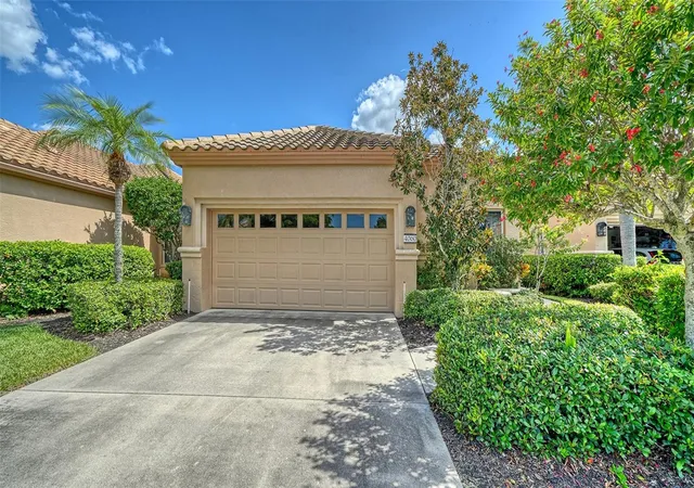Photo 3 of Single family home for sale at 4060 Jardin Ln, Sarasota, FL 34238 | MLS# A4706699 | Listing updated on 2026-09-22