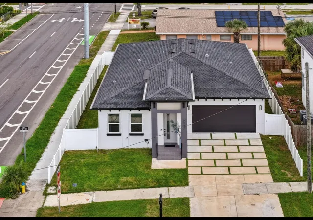 Photo 2 of Single family home for sale at 2143 W Saint Conrad St, Tampa, FL 33607 | MLS# TB8550218 | Listing updated on 2026-10-08