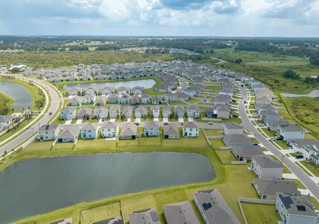 Photo 2 of Single family home for sale at 3411 Grassy Knoll Ct, Plant City, FL 33565 | MLS# O6443245 | Listing updated on 2026-09-19