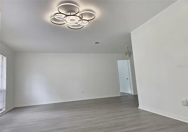 Photo 4 of Single family home for sale at 2912 Northwest 48th Ave, Gainesville, FL 32605 | MLS# O6443246 | Listing updated on 2026-09-23