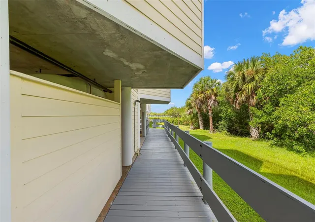 Photo 4 of Townhouse for sale at 1500 Sunset Rd #B7, Tarpon Springs, FL 34689 | MLS# TB8550225 | Listing updated on 2026-09-22