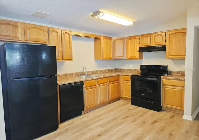 Photo 4 of Single family home for sale at 2160 Alemanda Dr, Clearwater, FL 33764 | MLS# G5118023 | Listing updated on 2026-10-12