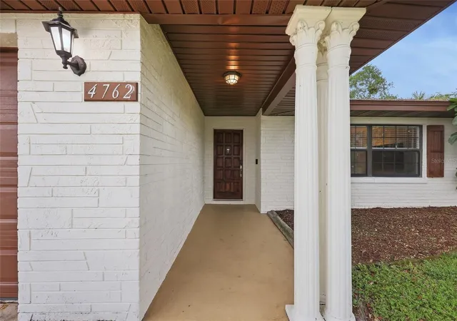 Photo 4 of Single family home for sale at 4762 Arrow Rd, Orlando, FL 32812 | MLS# O6443256 | Listing updated on 2026-10-07