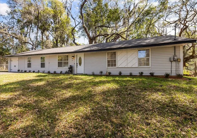 Photo 1 of Single family home for sale at 421 Sw 137th Avenue, Ocala, FL 34481 | MLS# O6443263 | Listing updated on 2026-09-25
