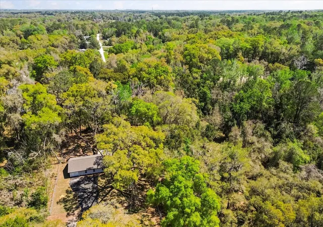Photo 4 of Single family home for sale at 421 SW 137th Avenue, Ocala, FL 34481 | MLS# O6443263 | Listing updated on 2026-09-26