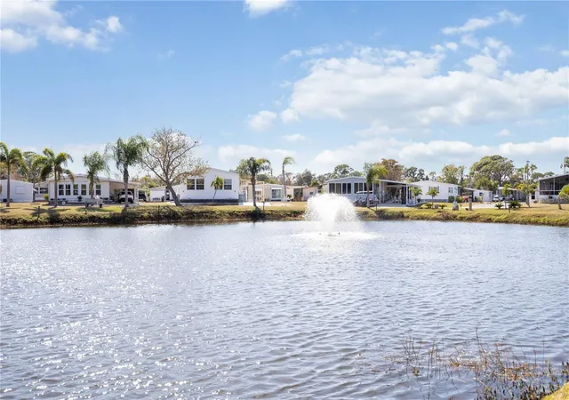 Photo 4 of Manufactured home for sale at 2 S Botany Bay Cir, Englewood, FL 34223 | MLS# A4706703 | Listing updated on 2026-09-20
