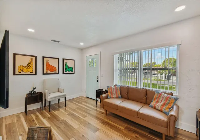 Photo 4 of Single family home for sale at 7508 N Tampania Ave, Tampa, FL 33614 | MLS# TB8550248 | Listing updated on 2026-09-20
