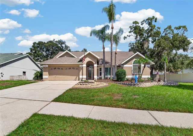 Photo 1 of Single family home for sale at 2010 River Park Ct, Valrico, FL 33596 | MLS# TB8550249 | Listing updated on 2026-09-28