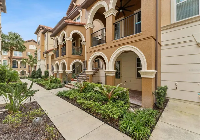 Photo 3 of Townhouse for sale at 1048 Parma Cir, Lake Mary, FL 32746 | MLS# O6443285 | Listing updated on 2026-10-06