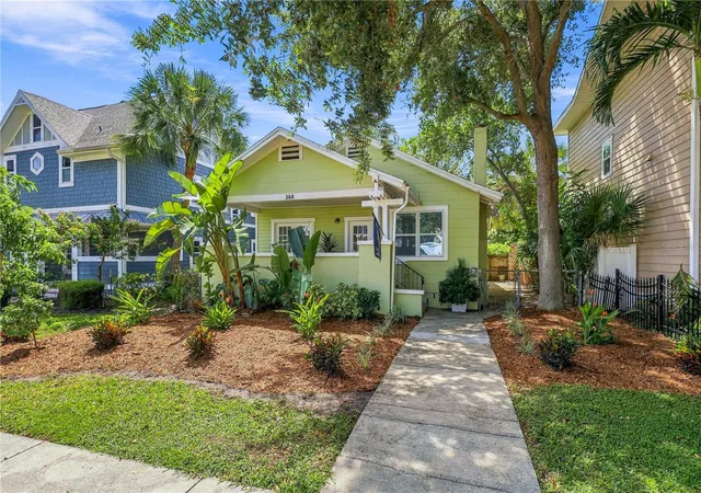 Photo 1 of Single family home for sale at 146 13th Avenue Ne, Saint Petersburg, FL 33701 | MLS# A4706709 | Listing updated on 2026-09-20