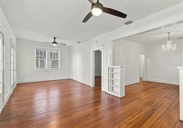 Photo 3 of Single family home for sale at 146 13th Avenue Ne, Saint Petersburg, FL 33701 | MLS# A4706709 | Listing updated on 2026-09-21