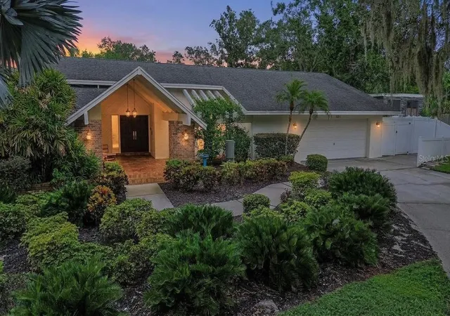 Single family home for sale at 921 College Hl Dr, CLEARWATER, FL 33765 | MLS# TB8550259