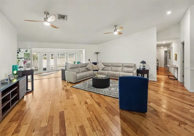 Photo 3 of Single family home for sale at 921 College Hl Dr, Clearwater, FL 33765 | MLS# TB8550259 | Listing updated on 2026-09-21