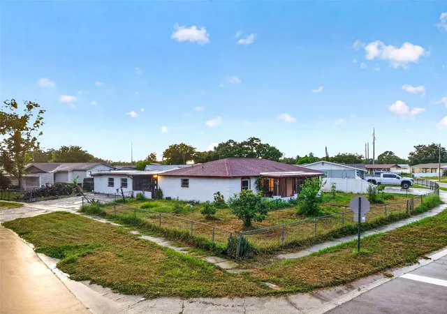 Photo 1 of Single family home for sale at 8545 Gold Ridge Cir, Tampa, FL 33619 | MLS# O6443291 | Listing updated on 2026-10-07