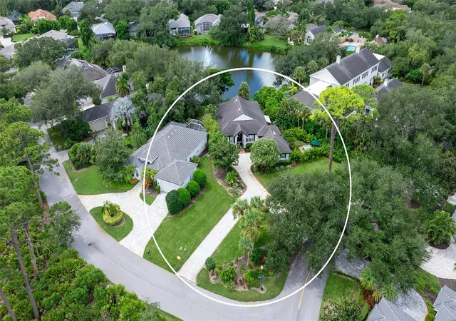 Photo 1 of Single family home for sale at 17 Bayhead Ln, Osprey, FL 34229 | MLS# A4706711 | Listing updated on 2026-10-07