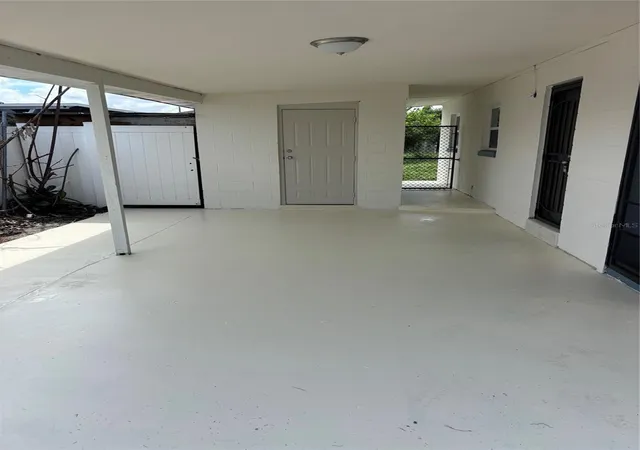 Photo 3 of Single family home for sale at 4522 Carter St, Orlando, FL 32811 | MLS# O6443299 | Listing updated on 2026-09-22