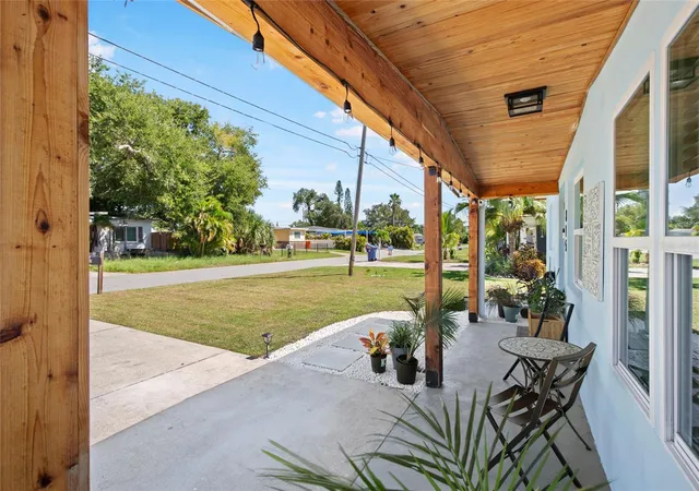 Photo 3 of Single family home for sale at 815 67th Street S, Saint Petersburg, FL 33707 | MLS# TB8550285 | Listing updated on 2026-09-22