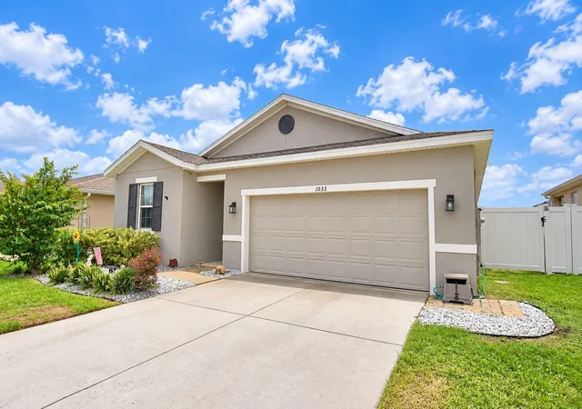 Photo 3 of Single family home for sale at 1033 Heirloom Dr, Haines City, FL 33844 | MLS# P4939938 | Listing updated on 2026-09-20