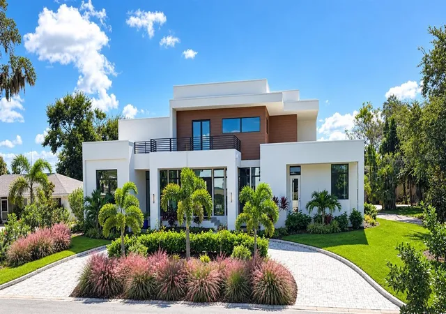 Single family home for sale at 2110 Michele Dr, SARASOTA, FL 34231 | MLS# A4706713