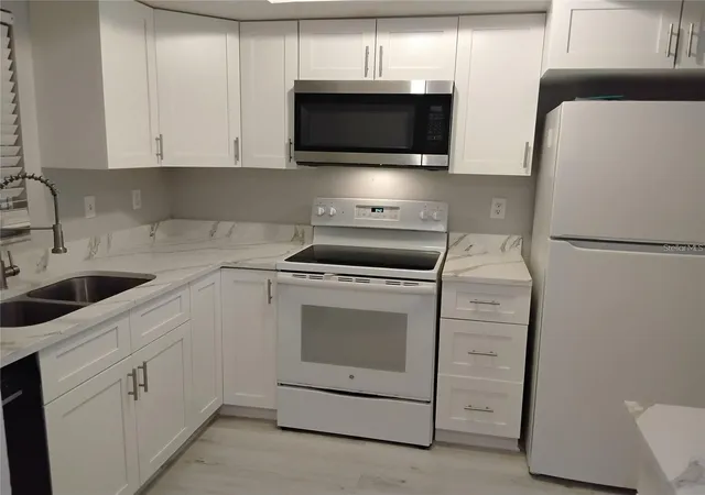 Photo 3 of Condo for sale at 1100 E Bay Dr #82, Largo, FL 33770 | MLS# TB8550290 | Listing updated on 2026-09-22