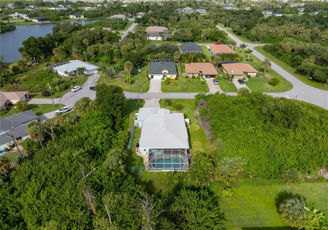 Photo 3 of Single family home for sale at 107 Byron Ct, Rotonda West, FL 33947 | MLS# A4706715 | Listing updated on 2026-10-12
