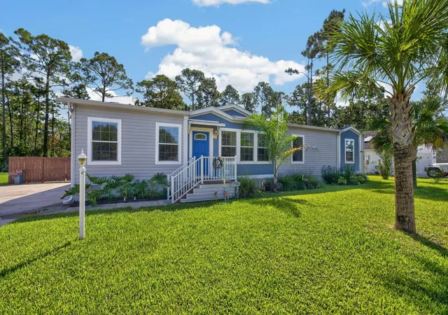 Photo 3 of Manufactured home for sale at 2724 N Screech Owl Ave, Saint Augustine, FL 32084 | MLS# FC321572 | Listing updated on 2026-10-26