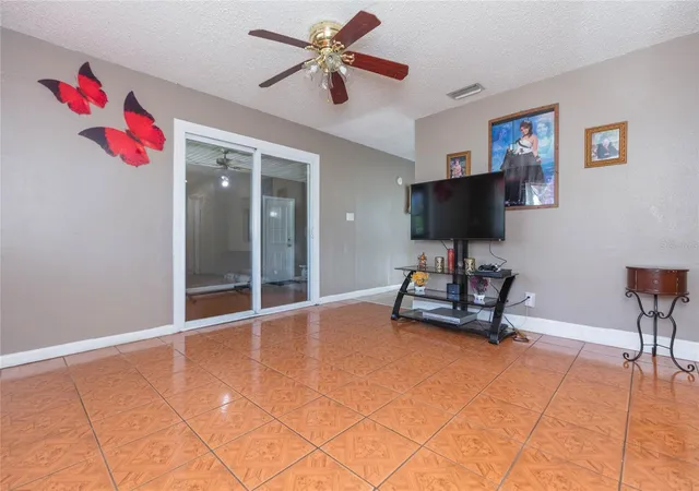Photo 4 of Single family home for sale at 4416 W Trilby Ave, Tampa, FL 33616 | MLS# TB8550295 | Listing updated on 2026-09-20