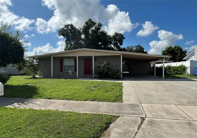 Single family home for sale at 7109 Limestone Ln, TAMPA, FL 33619 | MLS# TB8550297
