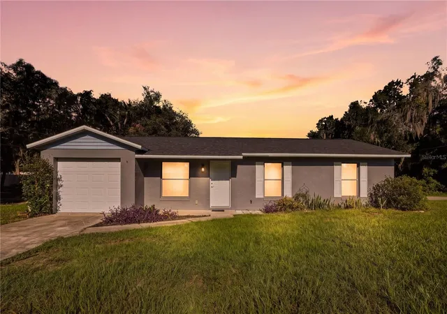 Single family home for sale at 11720 SE 129th Place, OCKLAWAHA, FL 32179 | MLS# OM732577