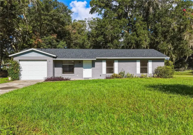 Photo 2 of Single family home for sale at 11720 Se 129th Place, Ocklawaha, FL 32179 | MLS# OM732577 | Listing updated on 2026-09-24