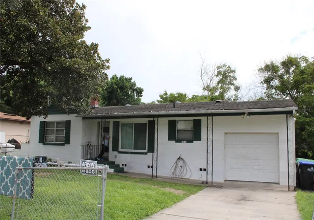 Photo 3 of Single family home for sale at 1638 Grand St, Orlando, FL 32805 | MLS# O6443324 | Listing updated on 2026-09-23