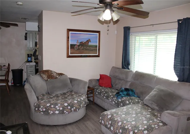 Photo 4 of Single family home for sale at 1638 Grand St, Orlando, FL 32805 | MLS# O6443324 | Listing updated on 2026-09-23