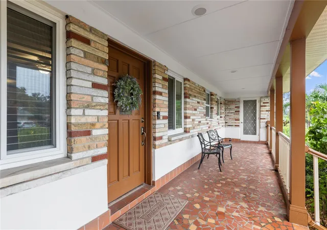 Photo 4 of Single family home for sale at 1324 Whitacre Dr, Clearwater, FL 33764 | MLS# TB8550309 | Listing updated on 2026-10-15