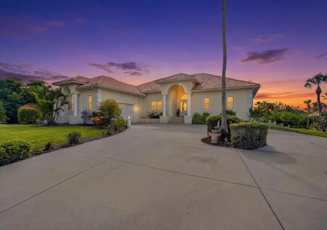 Photo 1 of Single family home for sale at 102 Brenda Ln, Nokomis, FL 34275 | MLS# A4706717 | Listing updated on 2026-10-02