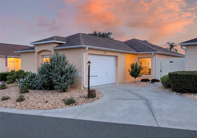Photo 1 of House for sale at 1217 Santa Cruz Dr, The Villages, FL 32162 | MLS# G5118031 | Listing updated on 2026-09-26