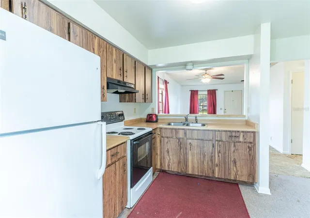 Photo 2 of House for sale at 646 Beverly Dr #646 and 648, Lake Wales, FL 33853 | MLS# L4965188 | Listing updated on 2026-09-21