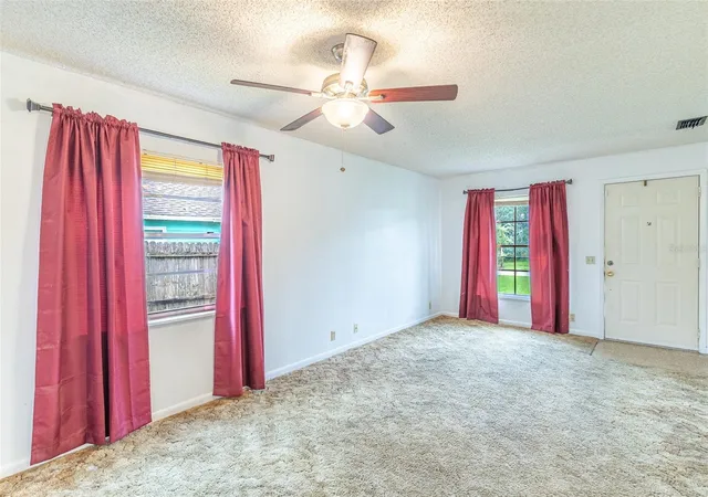 Photo 4 of House for sale at 646 Beverly Dr #646 and 648, Lake Wales, FL 33853 | MLS# L4965188 | Listing updated on 2026-09-21