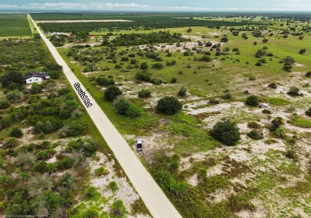 Photo 3 of Land for sale at 541 US 27 N, Venus, FL 33960 | MLS# L4965189 | Listing updated on 2026-09-20