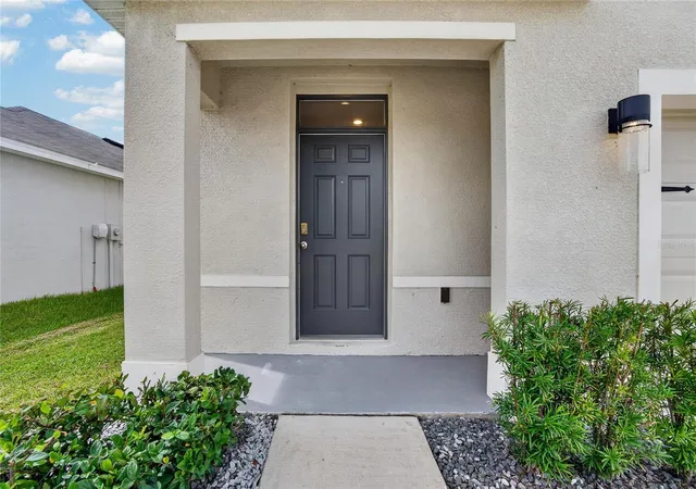 Photo 4 of Single family home for sale at 16733 Trite Bnd St, Wimauma, FL 33598 | MLS# TB8550324 | Listing updated on 2026-09-20