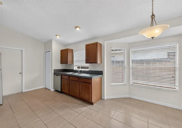 Photo 4 of Single family home for sale at 103 Prince Pl, Sanford, FL 32771 | MLS# O6443344 | Listing updated on 2026-10-08