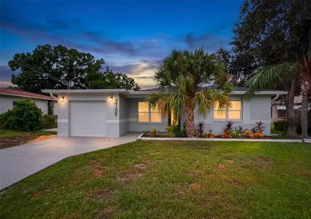 Single family home for sale at 2109 58th Street S, GULFPORT, FL 33707 | MLS# TB8550332