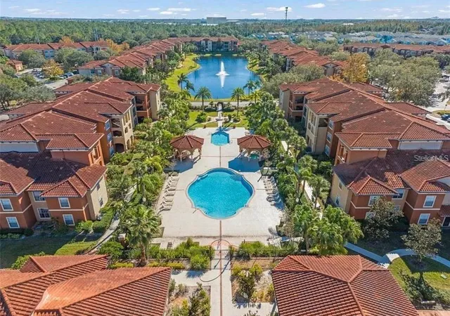 Listing Photo 5 - Condo for sale in building located at 5554 Metrowest Blvd, Orlando, FL 32811 - Unit #4-310