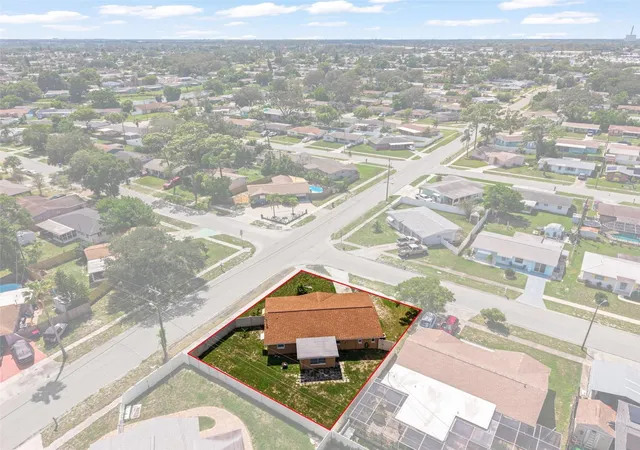 Photo 3 of Single family home for sale at 5253 Forest Hills Dr, Holiday, FL 34690 | MLS# W7889664 | Listing updated on 2026-09-21