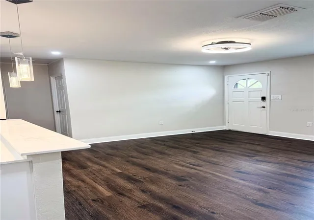 Photo 3 of Single family home for sale at 3612 Wells St, Orlando, FL 32805 | MLS# R4912039 | Listing updated on 2026-09-20