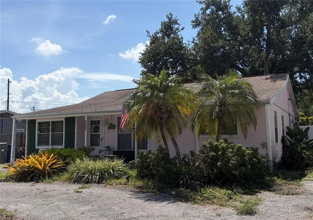 Single family home for sale at 2027 27th Avenue W, BRADENTON, FL 34205 | MLS# TB8550342