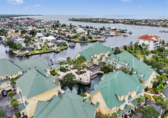 Photo 1 of Townhouse for sale at 6301 Sunset Bay Cir, Apollo Beach, FL 33572 | MLS# TB8550346 | Listing updated on 2026-10-07