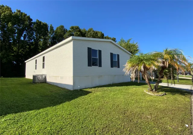 Photo 2 of Manufactured home for sale at 7832 Walkers Cay Ave, Orlando, FL 32822 | MLS# O6443357 | Listing updated on 2026-09-25